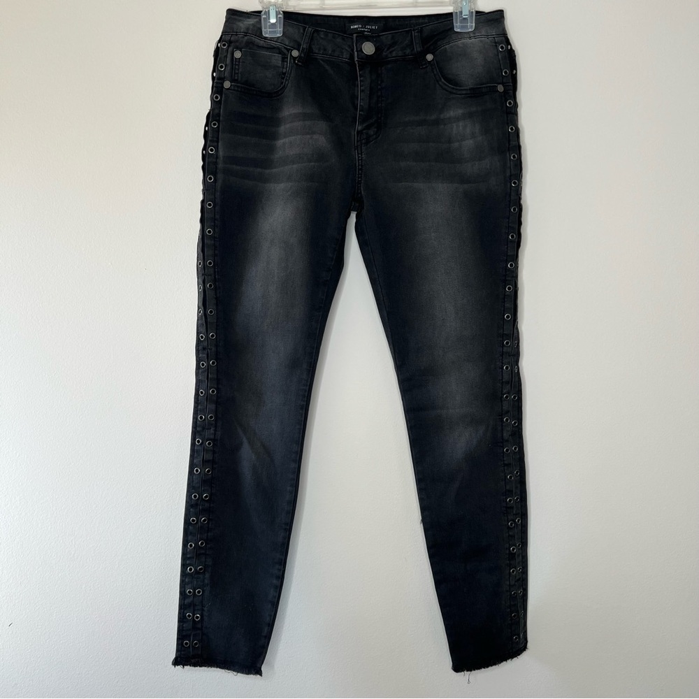 Romeo+Juliet Couture Side Studded woman’s jean’s